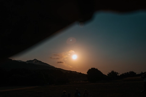 La lumière de l’éclipse photographiée au Leica Q3
