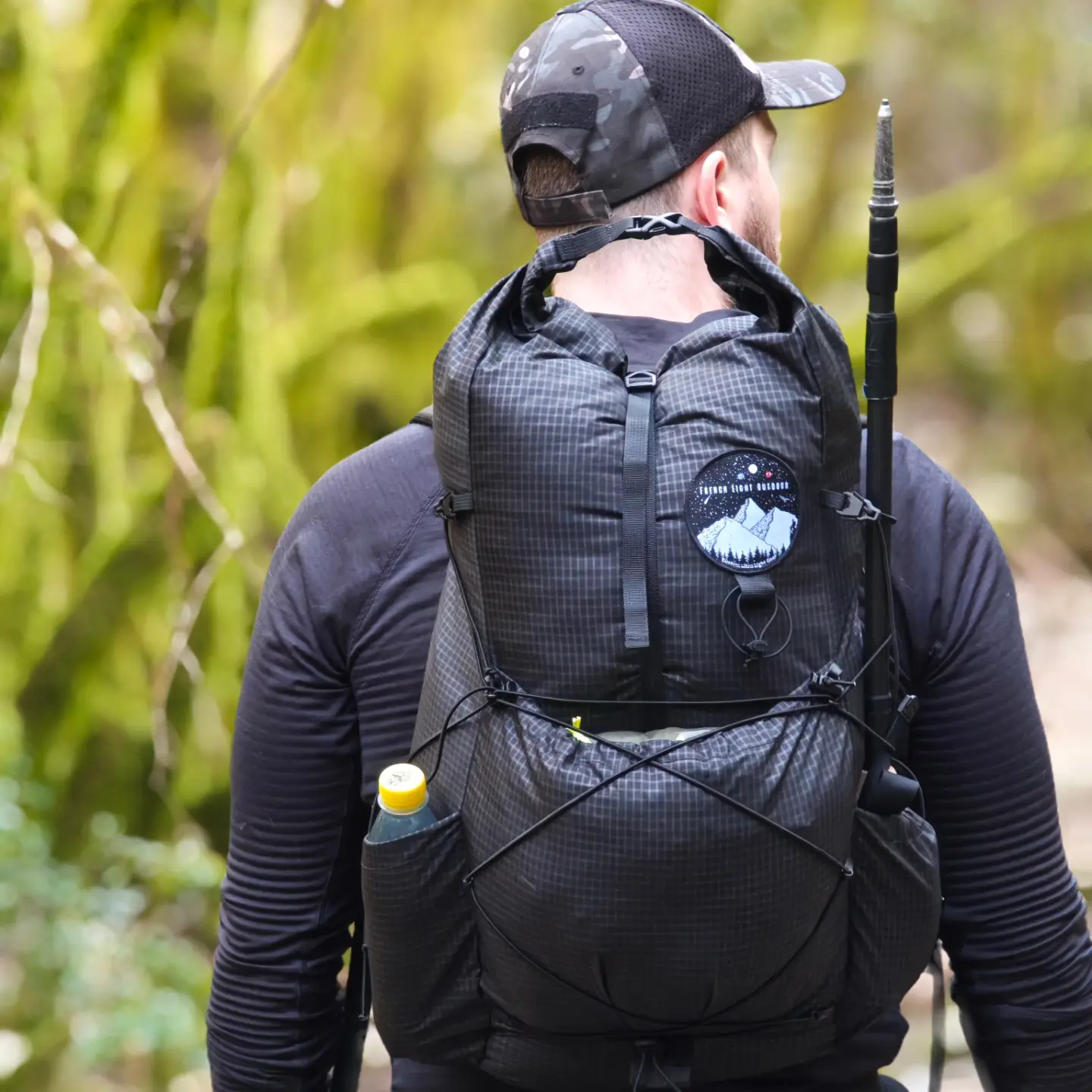 Sac à dos Minimalist Pack French Light Outdoor porté en randonnée
