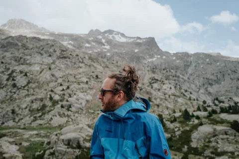 Ambiance de fin de voie en montagne