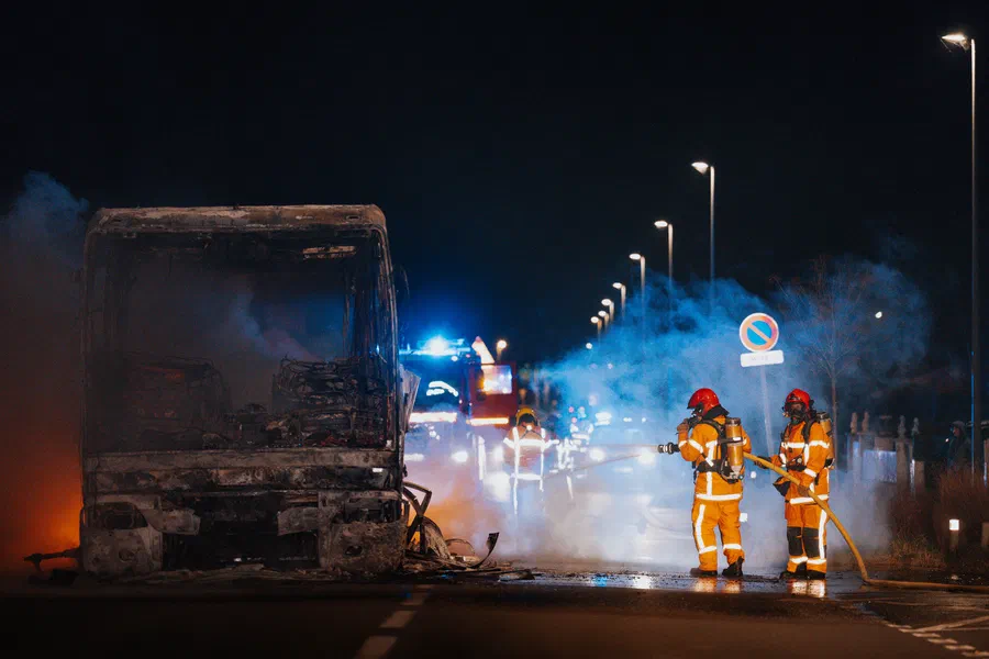 Projet Bus en feu Press - photo 07