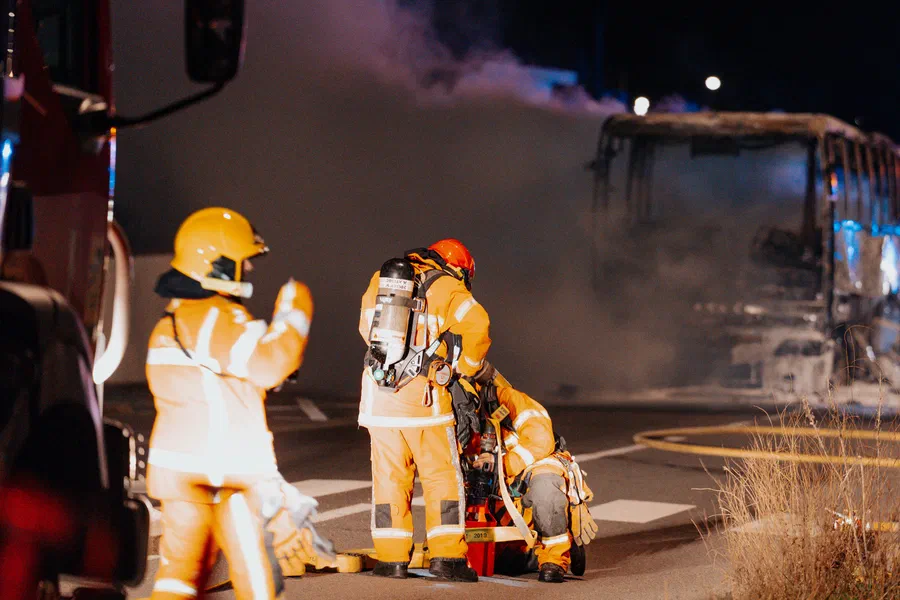 Projet Bus en feu Press - photo 01